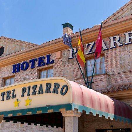 Hotel Pizarro อูมาเนส เด มาดริด ภายนอก รูปภาพ