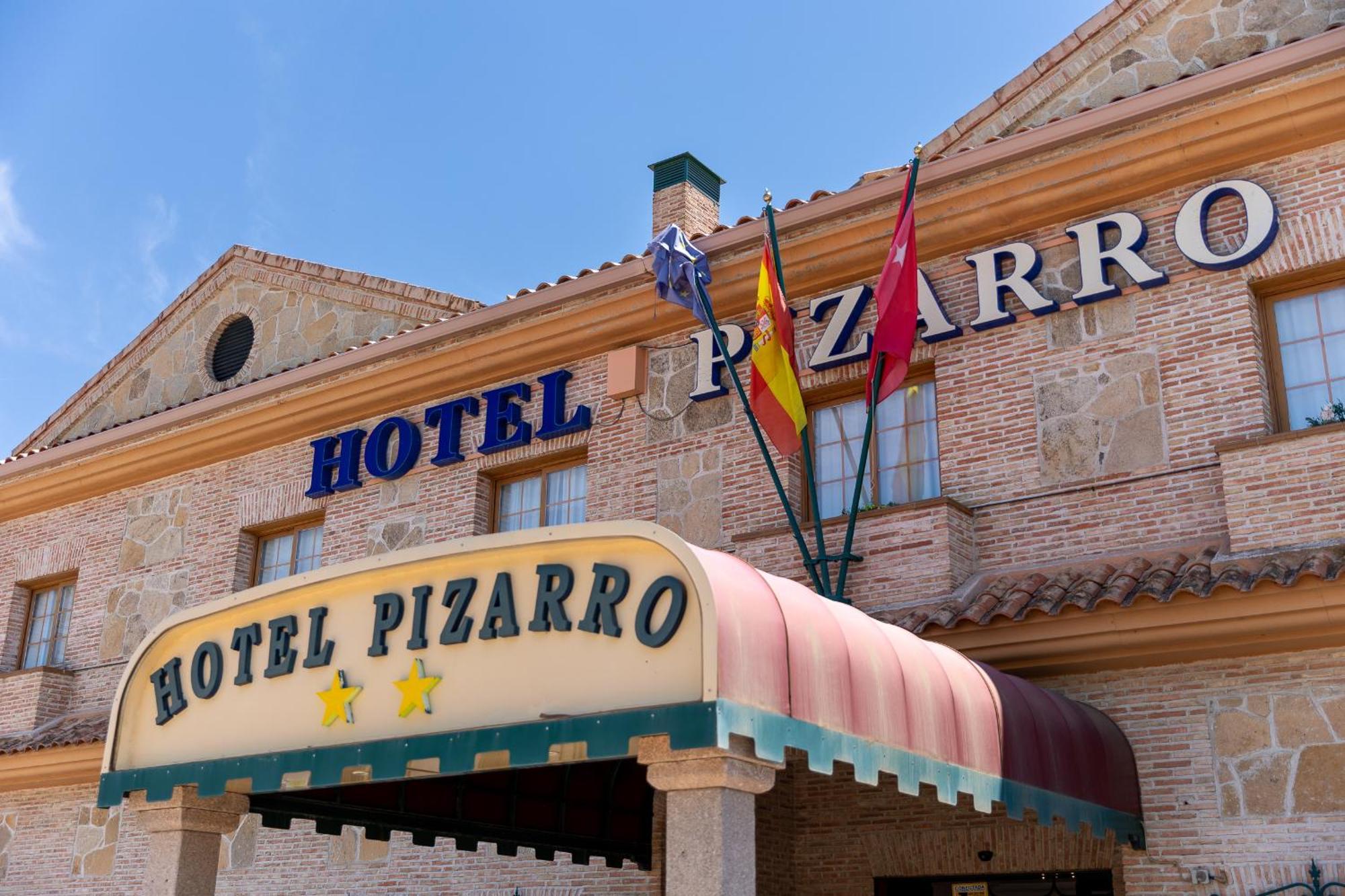 Hotel Pizarro อูมาเนส เด มาดริด ภายนอก รูปภาพ